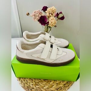 Sam Edelman Talia Velcro Sneakers New In Box 9.5
